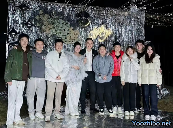 【<a href=/zonghesh/snooker/ target=_blank class=infotextkey>斯诺克</a>-要闻】肖国栋前天举办了婚礼，巡回锦标赛目前已经确定了9位参赛球员，颜丙涛表示2027年解禁后复出