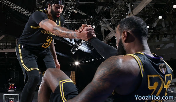 <a href=/lanqiush/lakers/ target=_blank class=infotextkey>湖人</a>再胜<a href=/lanqiush/heat/ target=_blank class=infotextkey>热火</a>大比分2-0领先
